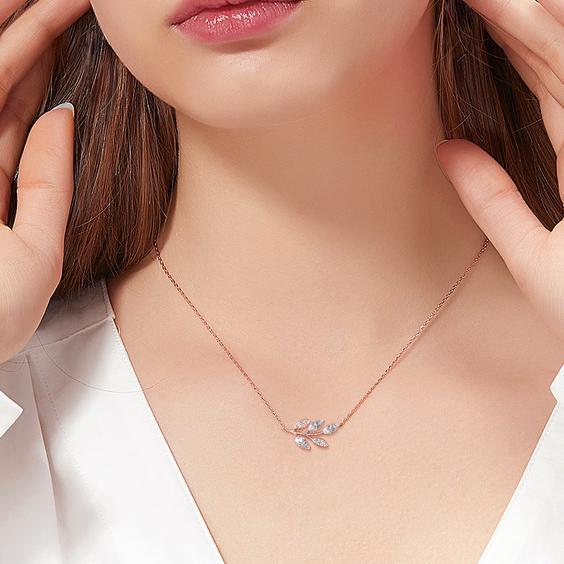 Leaf Moissanite Necklace
